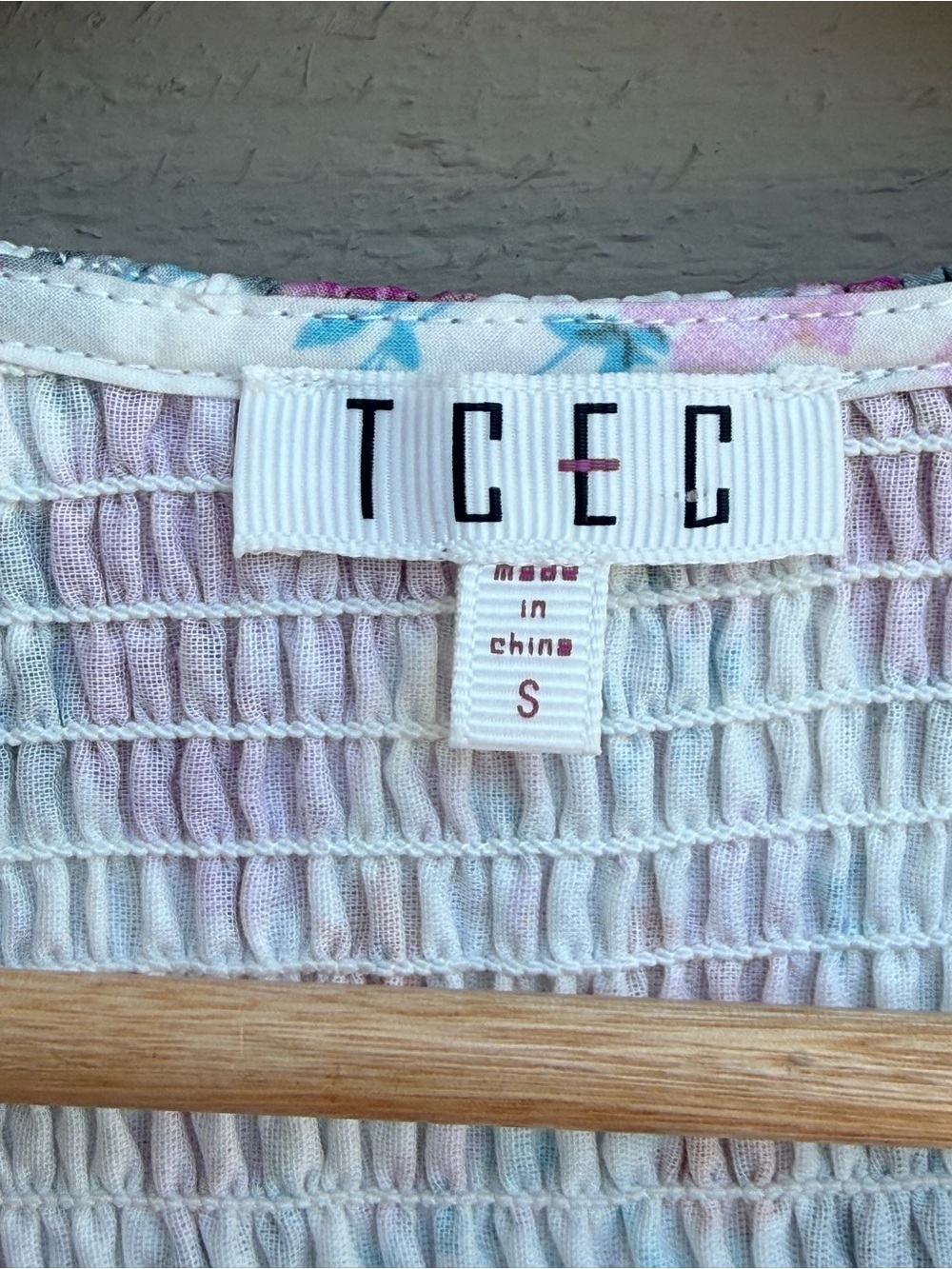 TCEC Pink and White Floral Smocked Dress S - Picture 3 of 11